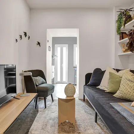 Azulejo Apartment *